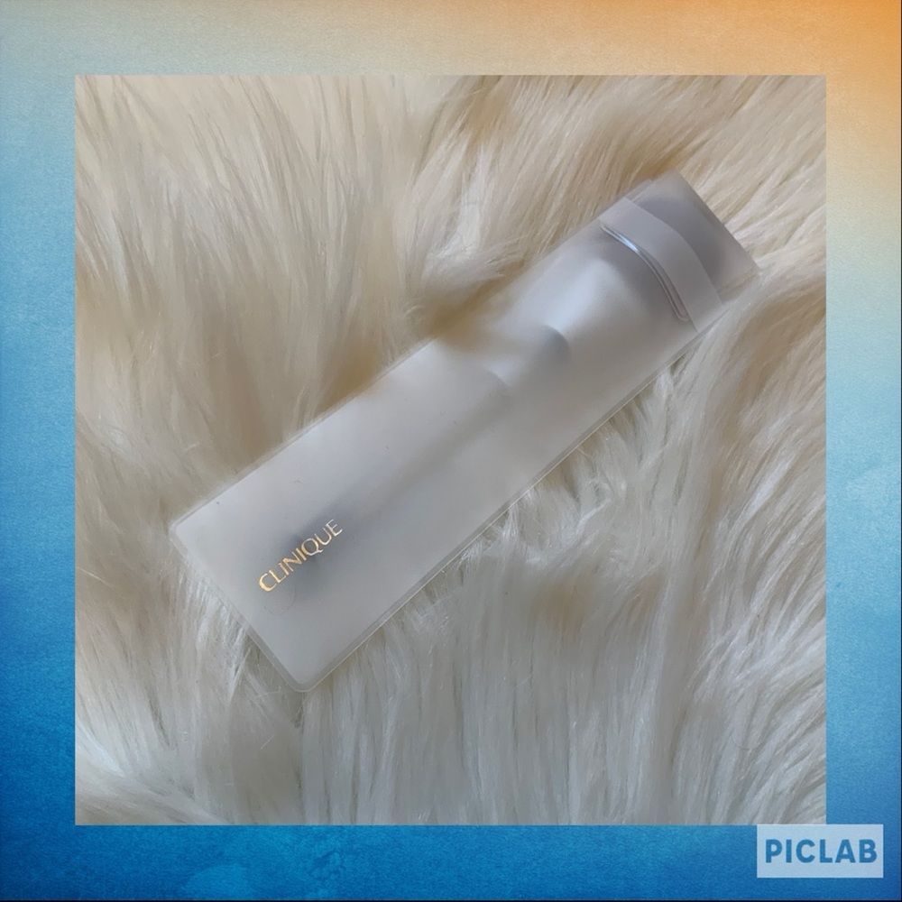 Clinique Powder Foundation Brush - New